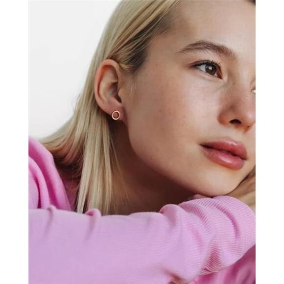 18k Gold Circle Stud Earrings – Minimalist Round Dainty Everyday Jewelry - Picture 4 of 5